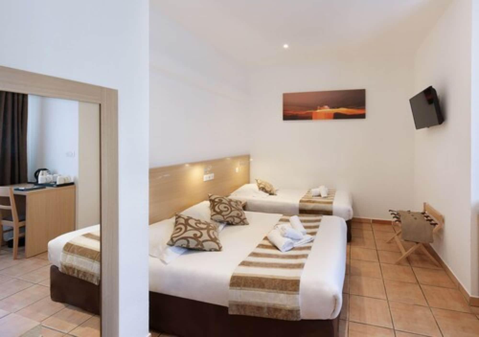 Holzer II Hotell Porto-Vecchio  Exteriör bild